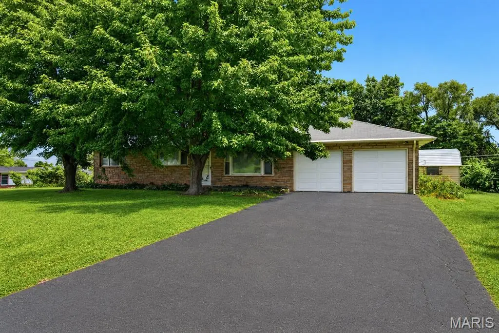 7 Wayne Street, Saint Charles, MO 63301 - #1