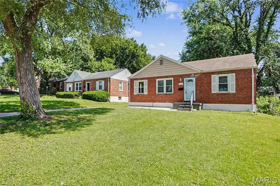 15 Saint James Court, Florissant, MO 63031 - #2