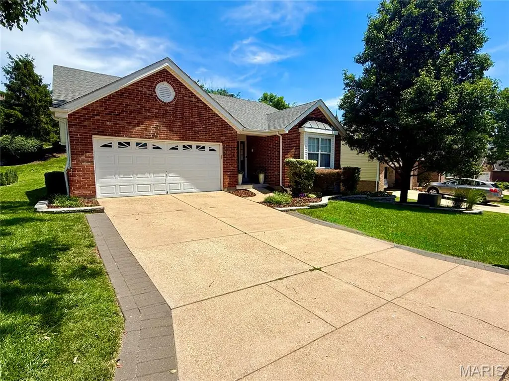 918 Claybend Drive, Ballwin, MO 63011 - #1