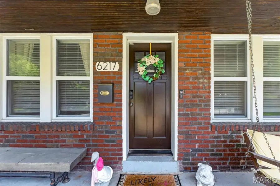 6217 Marmaduke Avenue, Saint Louis, MO 63139 - #2