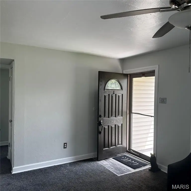 6227 Evergreen Boulevard, Saint Louis, MO 63134 - #2