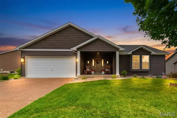 1718 Highgrove Drive, O'Fallon, MO 63366
