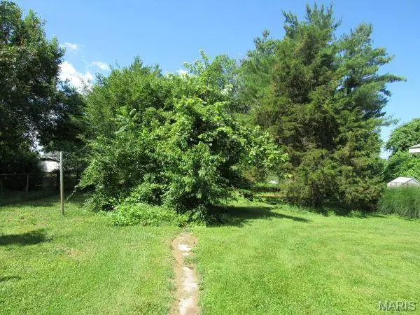 6024 W B Street, Belleville, IL 62223 - #2