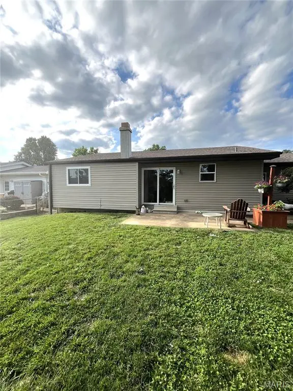 732 Woodrun Drive, Ballwin, MO 63021 - #2