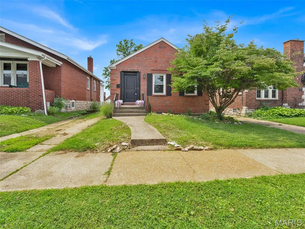 6300 Potomac Street, Saint Louis, MO 63139 - #1