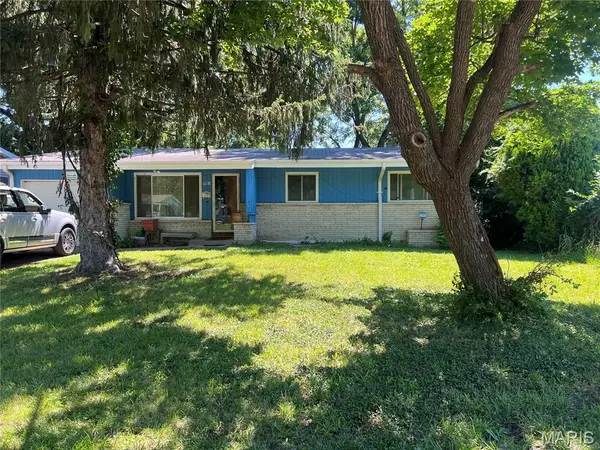 10138 Viscount Drive, St Louis, MO 63136