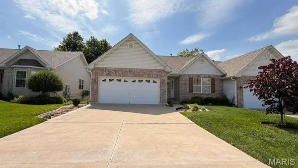 1129 Piepers Glen Lane #8A, O'Fallon, MO 63366