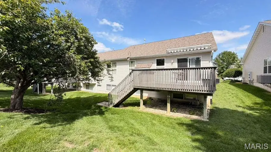 1129 Piepers Glen Lane #8A, Ofallon, MO 63366 - #3