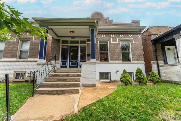 5210 Alaska Avenue, St Louis, MO 63111
