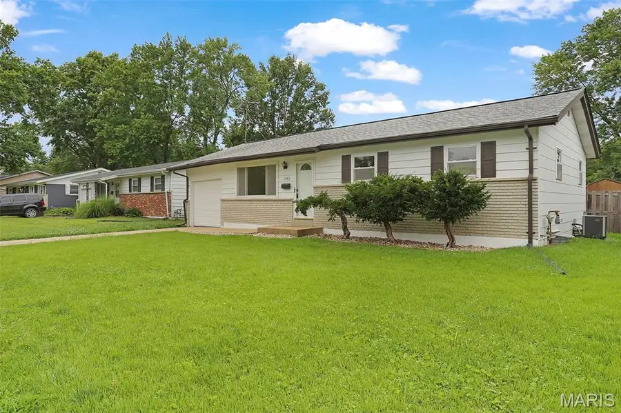 1865 Violet Drive, Florissant, MO 63031 - #2