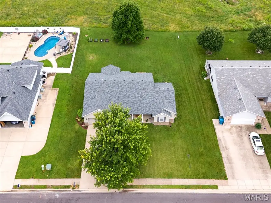 510 Creekside Drive, Troy, IL 62294 - #3