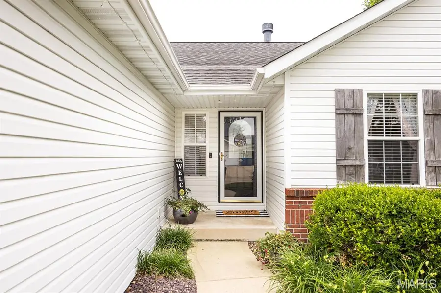 98 Stonebrooke, Troy, IL 62294 - #3