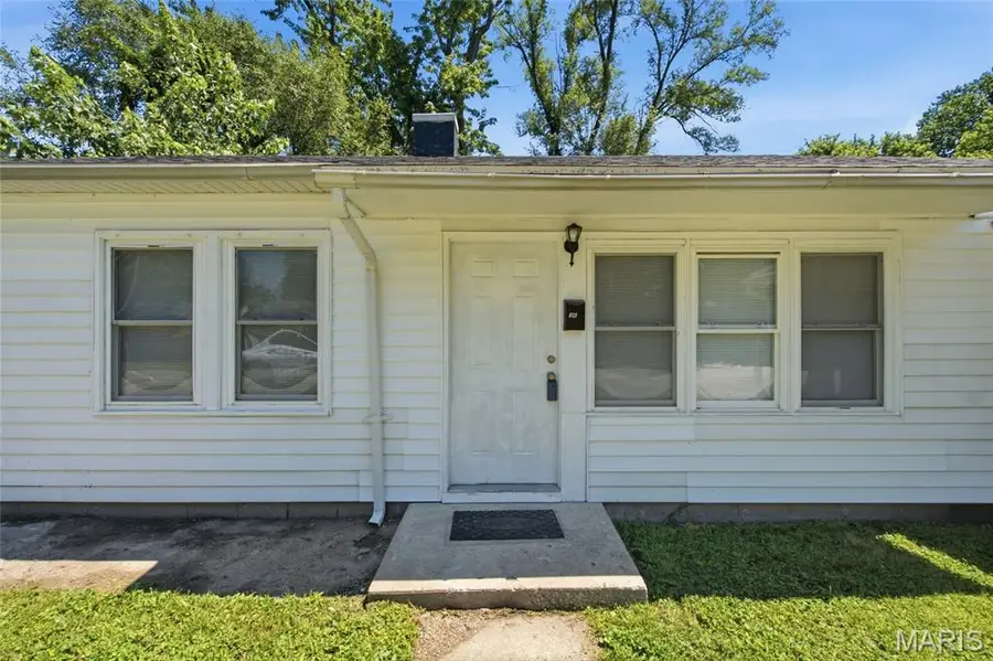 36 Louise Lane, Cahokia, IL 62206 - #2