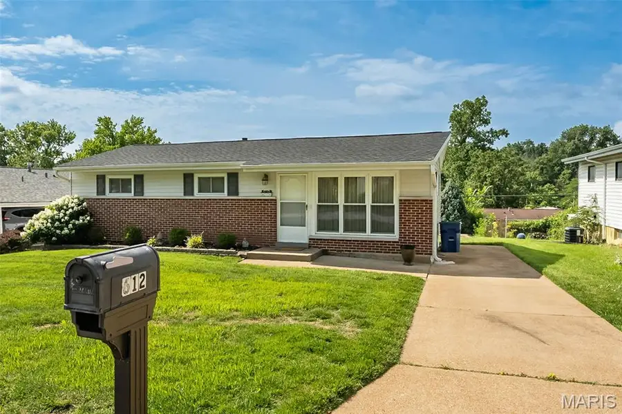 612 Acorn Drive, Crestwood, MO 63126 - #3