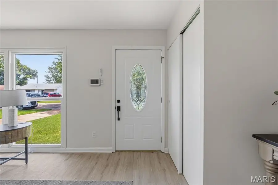 7857 Wanda Avenue, Saint Louis, MO 63123 - #3