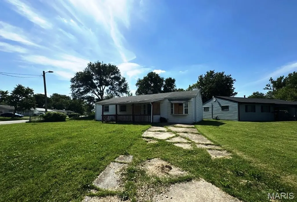 1137 St Margaret Drive, Cahokia, IL 62206 - #1