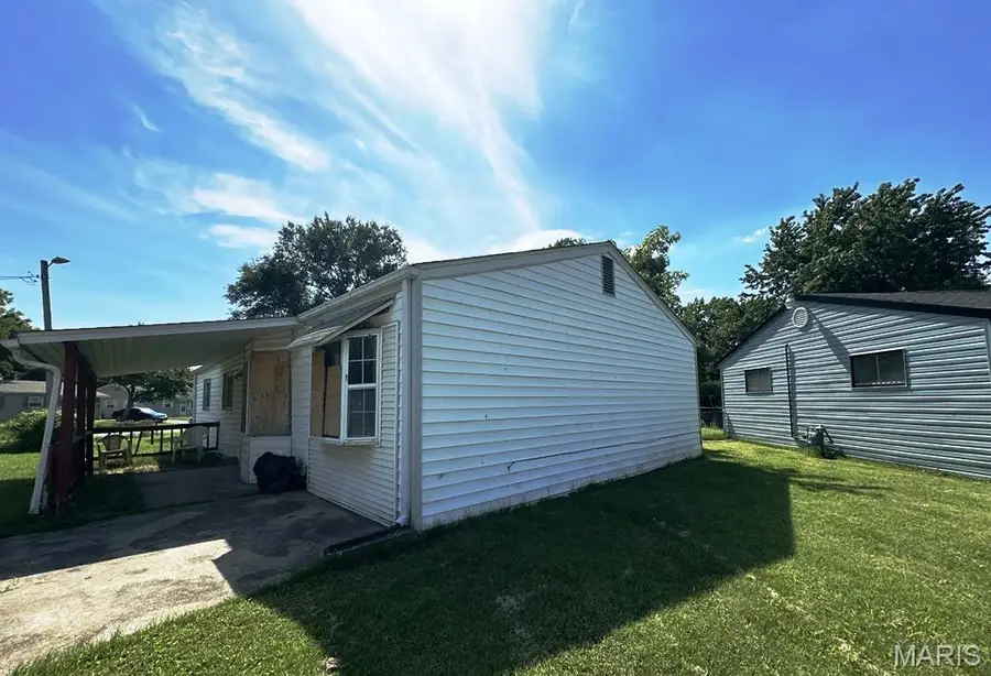 1137 St Margaret Drive, Cahokia, IL 62206 - #2