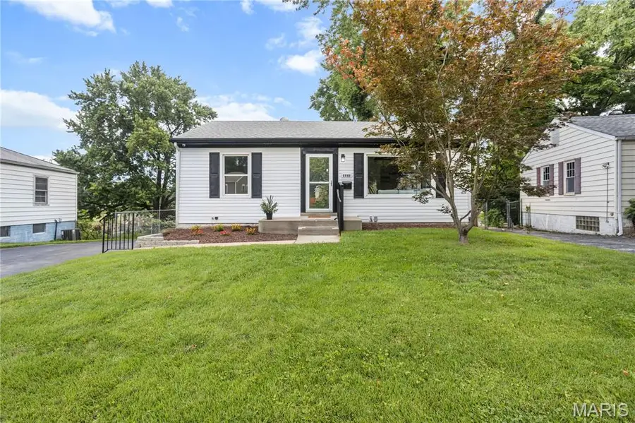 9651 Margo Ann Lane, Saint Louis, MO 63134 - #2