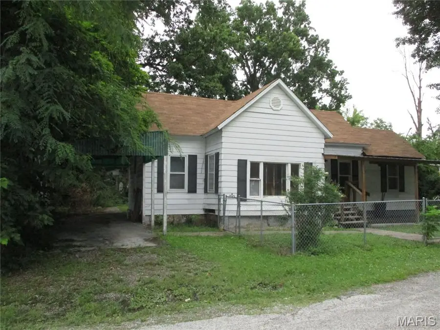 415 Park Avenue, Sparta, IL 62286 - #3