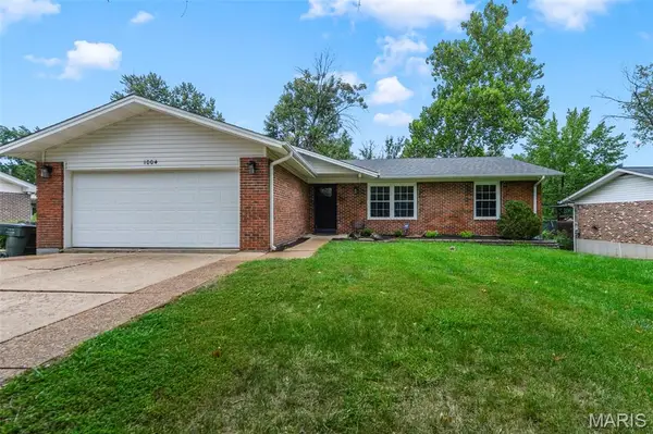 1004 Bridgeport Drive, Ellisville, MO 63011