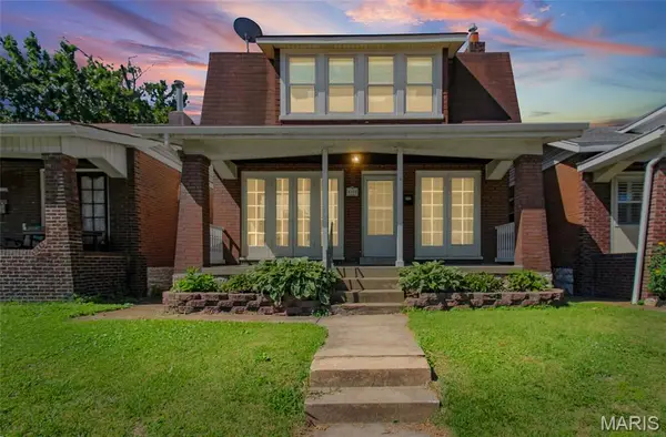 4930 Nagel Avenue, St Louis, MO 63109