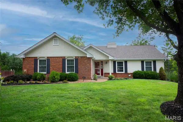 1617 W Field Avenue, Ellisville, MO 63011