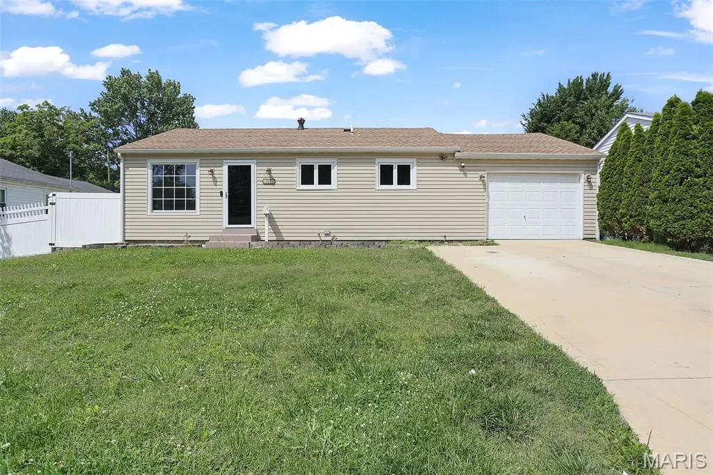 12089 Sunnycrest Place, Maryland Heights, MO 63043 - #1