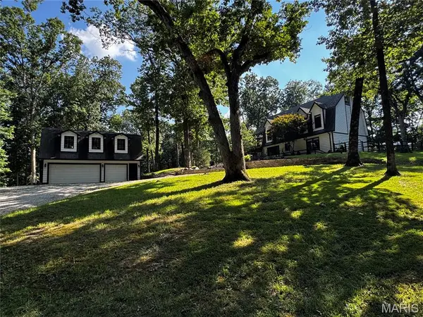 18322 Shiloh Woods Court, Wildwood, MO 63005