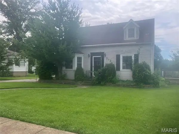 512 W Legion Avenue, Columbia, IL 62236
