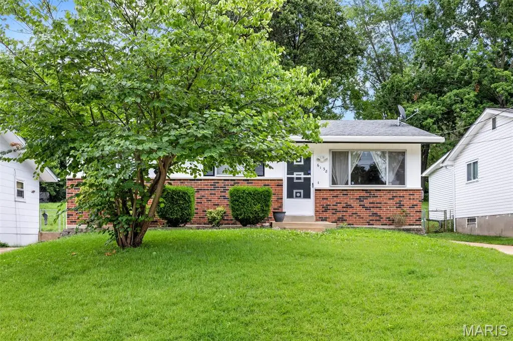 6138 Emerald Avenue, Ferguson, MO 63135 - #1
