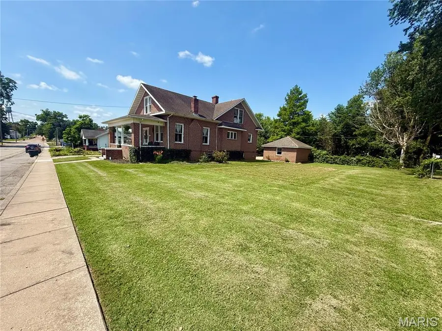 108 Park Drive, Fredericktown, MO 63645 - #2