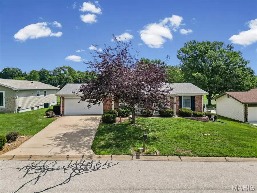 21 Newberry Drive, Saint Peters, MO 63376 - #2