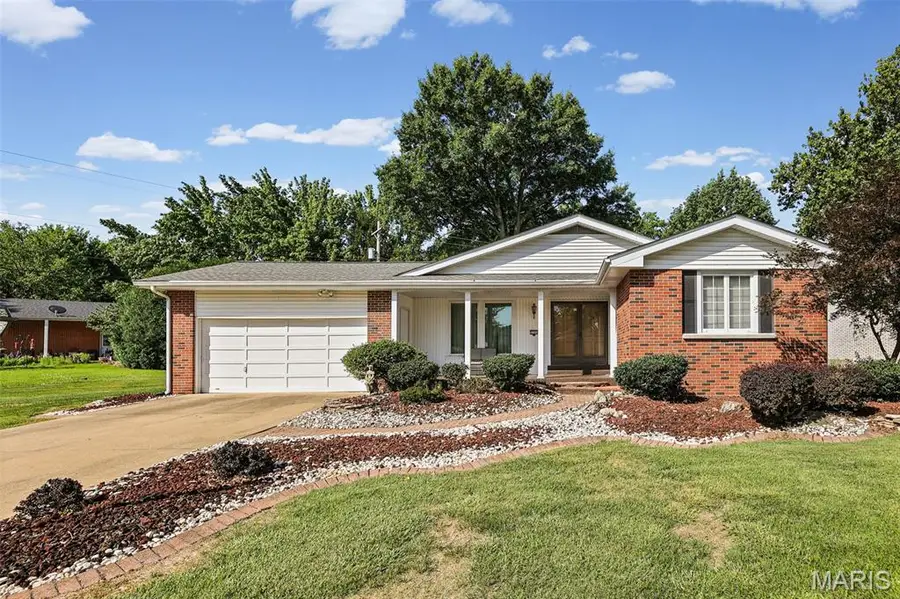 5106 River Aire Drive, Godfrey, IL 62035 - #2