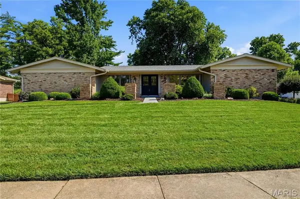 14483 Eddington Drive, Chesterfield, MO 63017