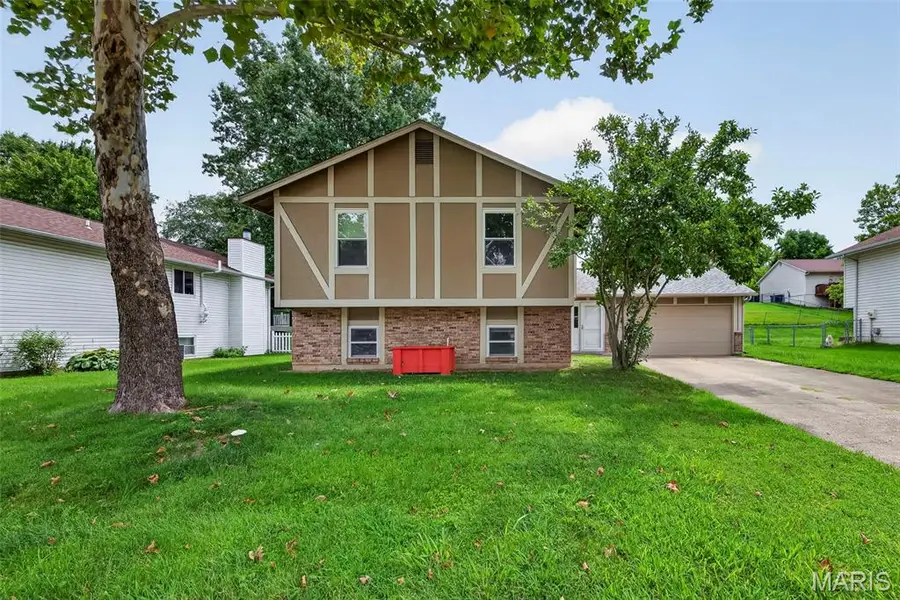 1719 Foxglove Drive, Saint Charles, MO 63303 - #2