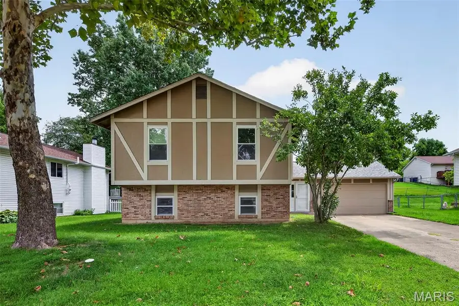 1719 Foxglove Drive, Saint Charles, MO 63303 - #3