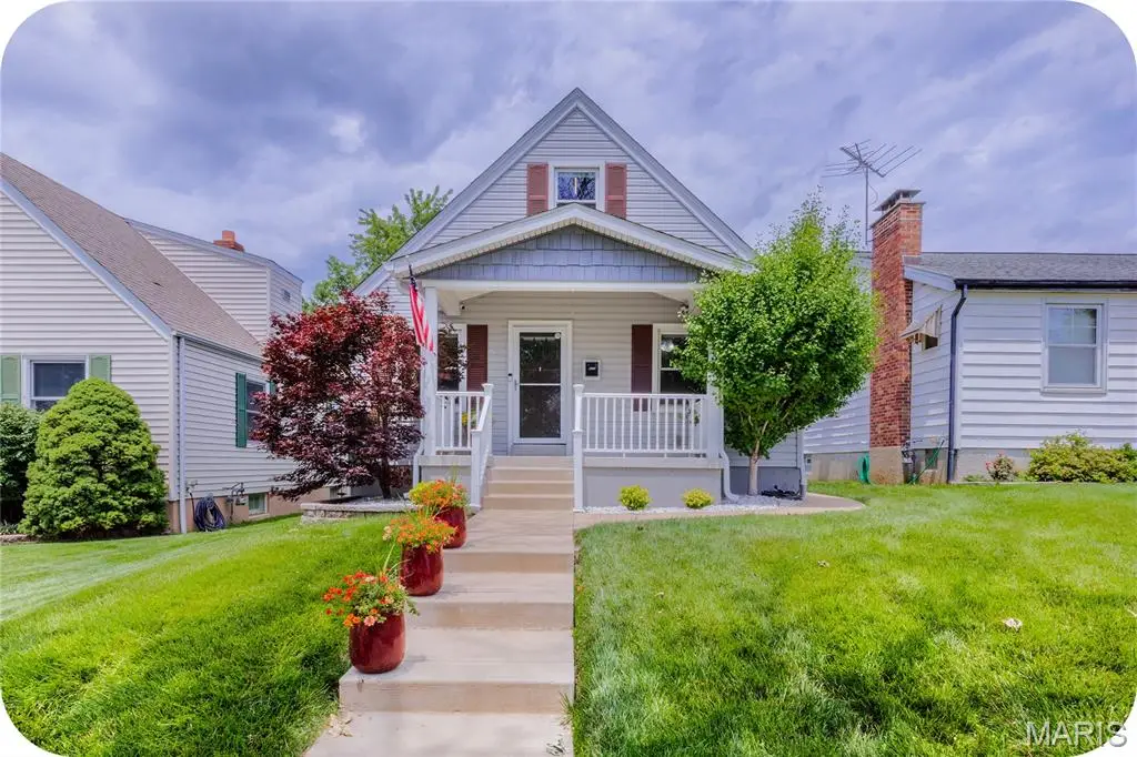 5539 Daggett Avenue, Saint Louis, MO 63110 - #1