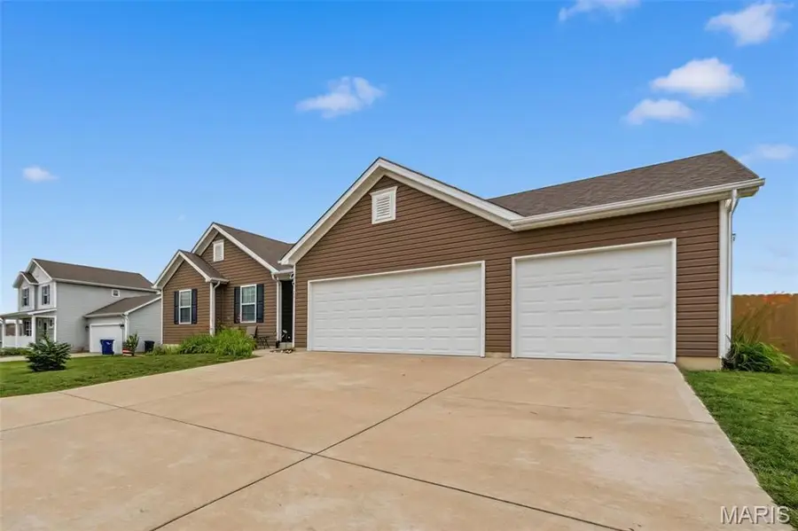 21 Valley Farms Drive, Winfield, MO 63389 - #3