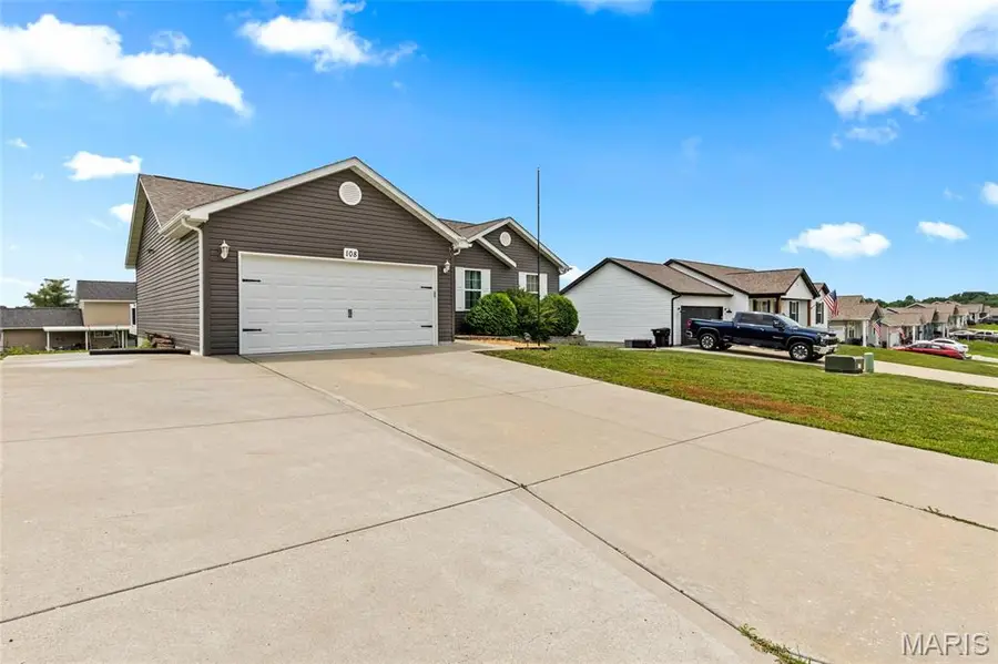 108 Linder Lane, Winfield, MO 63389 - #2