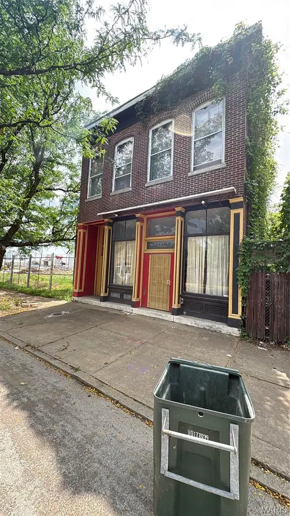 7116 S Broadway, St Louis, MO 63111