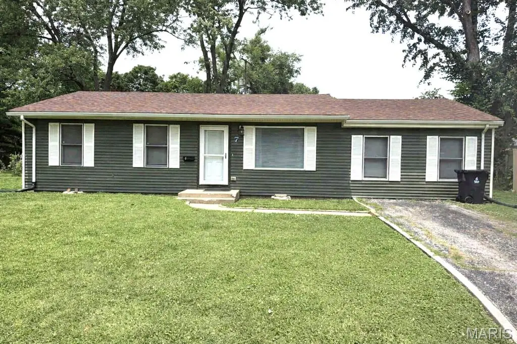 7 Jennine Drive, Belleville, IL 62226 - #1