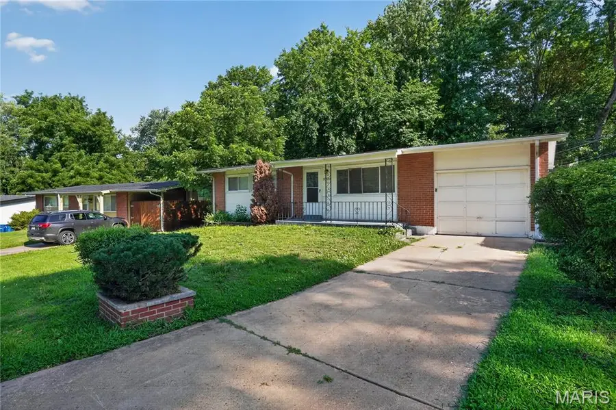 10365 Nashua Drive, Saint Louis, MO 63136 - #2