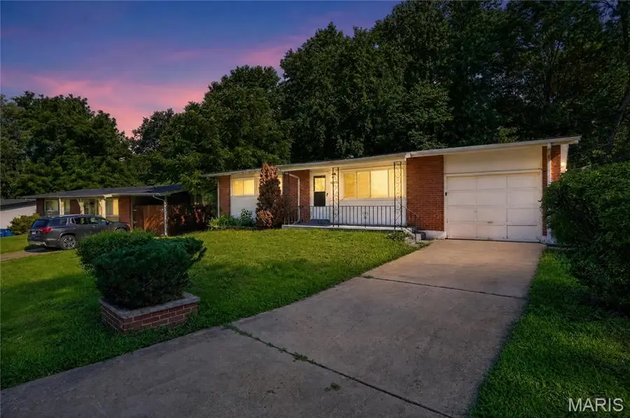 10365 Nashua Drive, Saint Louis, MO 63136 - #3
