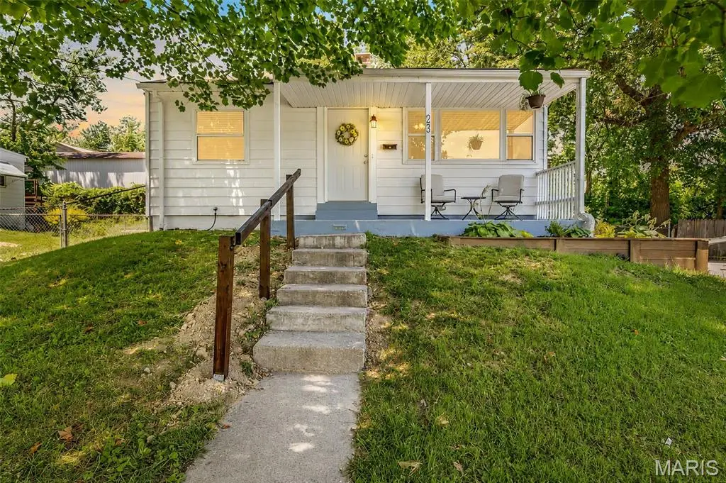 245 Commerce Avenue, Kirkwood, MO 63122 - #1