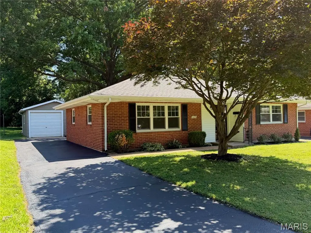 1035 Saint Marie Street, Florissant, MO 63031 - #1