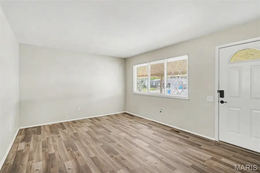 1105 5th Plaza, Florissant, MO 63031 - #2