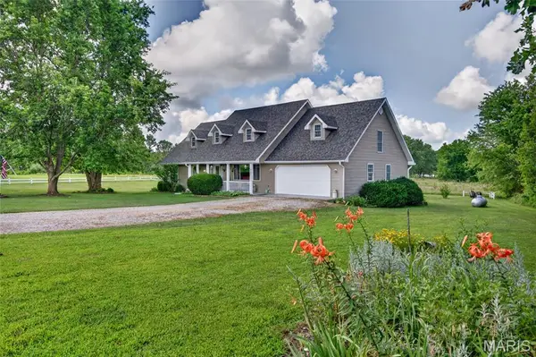 31201 Osborn Drive, Lebanon, MO 65536