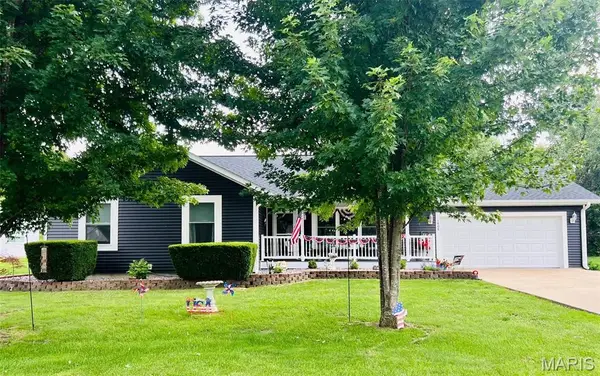 1408 Rosewood Terrace, Macon, MO 63552