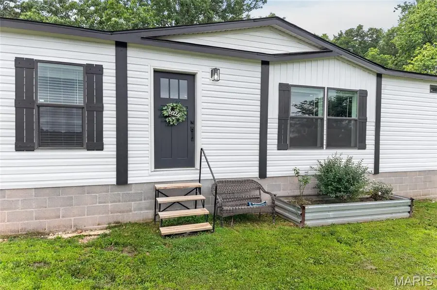 27597 Highway N, Lebanon, MO 65536 - #3