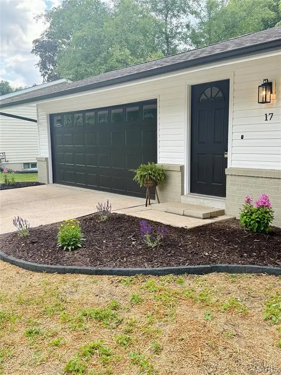 17 Oxbow Road, Saint Peters, MO 63376 - #2